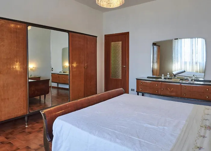 Nyaraló Ezio By Interhome